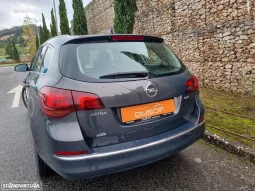 
										Opel Astra Sports Tourer 1.6 CDTI Dynamic Sport cheio									