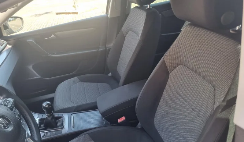 
								VW Passat 1.6 TDI BlueMotion full									