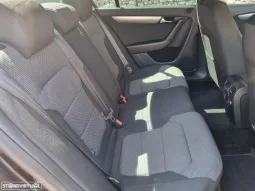 
										VW Passat 1.6 TDI BlueMotion full									