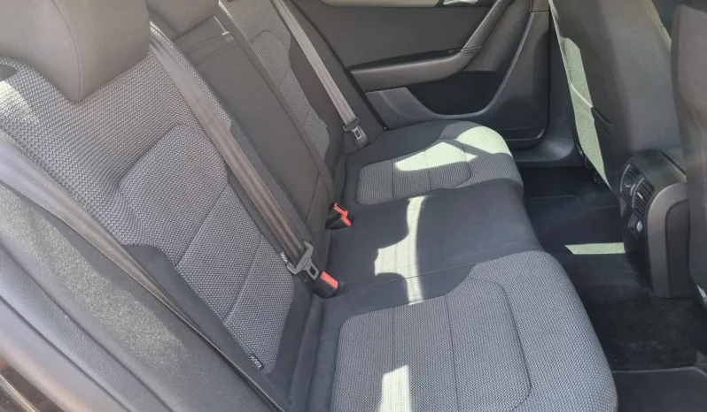 
								VW Passat 1.6 TDI BlueMotion full									