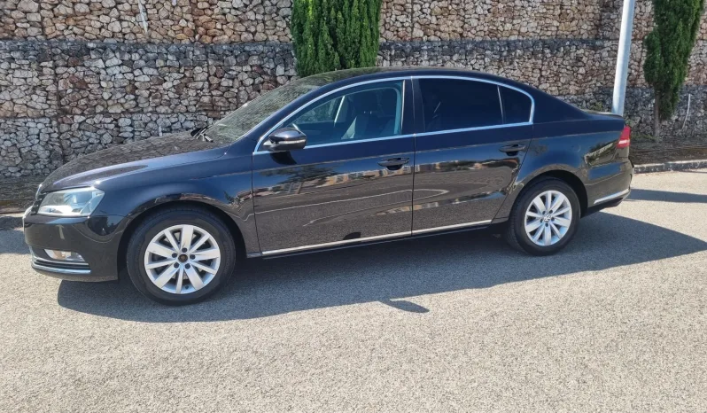 
								VW Passat 1.6 TDI BlueMotion full									