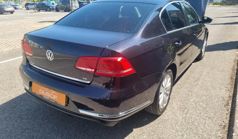 
								VW Passat 1.6 TDI BlueMotion full									