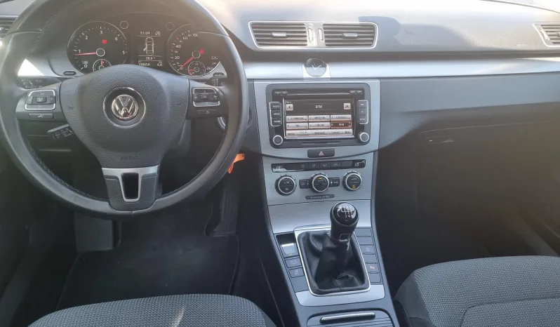 
								VW Passat 1.6 TDI BlueMotion full									