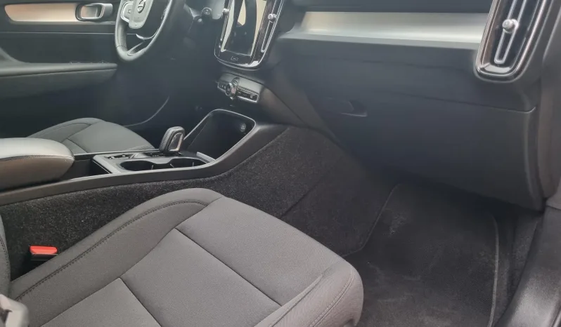 
								Volvo XC 40 1.5 T5 PHEV R-Design Expression full									