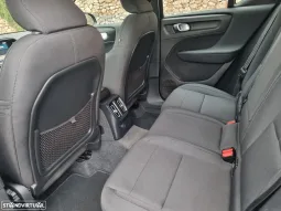 
										Volvo XC 40 1.5 T5 PHEV R-Design Expression full									