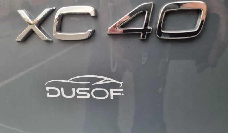 
								Volvo XC 40 1.5 T5 PHEV R-Design Expression full									