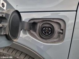 
										Volvo XC 40 1.5 T5 PHEV R-Design Expression full									