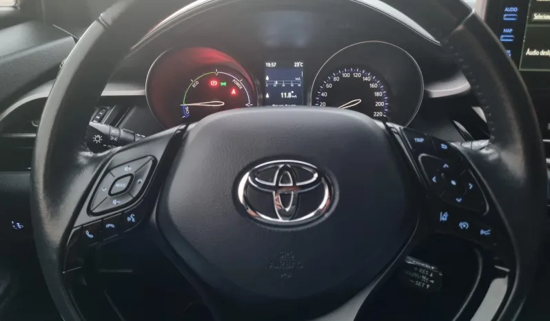 
								Toyota C-HR 1.8 Hybrid Comfort full									
