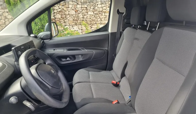 
								Peugeot Partner 1.6 blue HDI L1 Premium full									