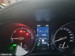 
										Toyota C-HR 1.8 Hybrid Comfort full									