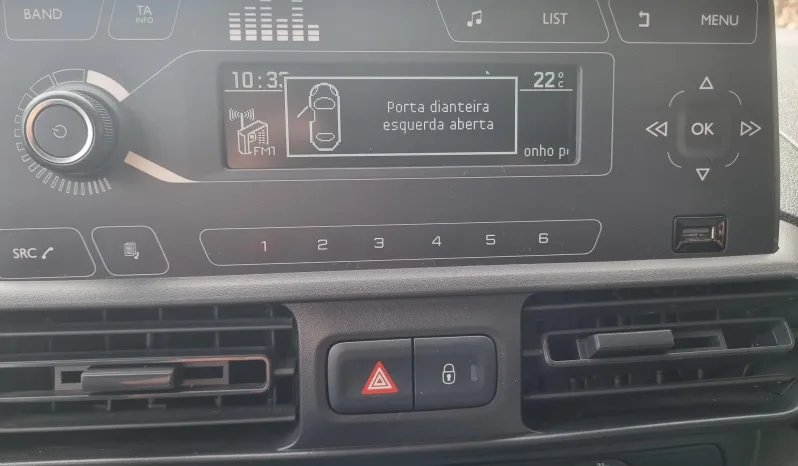 
								Peugeot Partner 1.6 blue HDI L1 Premium full									