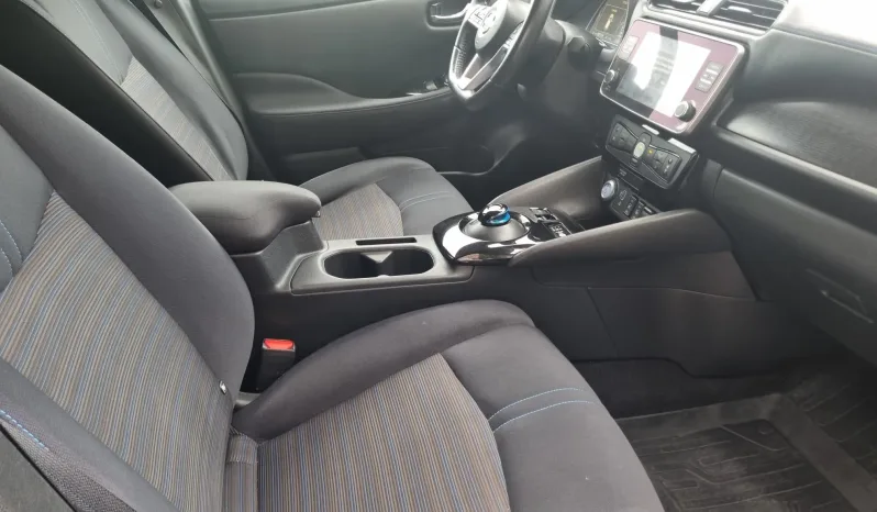 
								Nissan Leaf full									