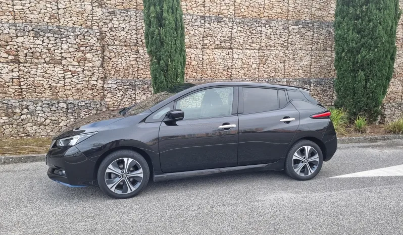 
								Nissan Leaf full									