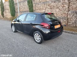 Peugeot 208 1.5 BlueHDi Active