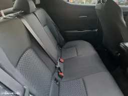 
										Toyota C-HR 1.8 Hybrid Comfort full									