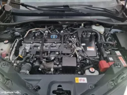
										Toyota C-HR 1.8 Hybrid Comfort full									