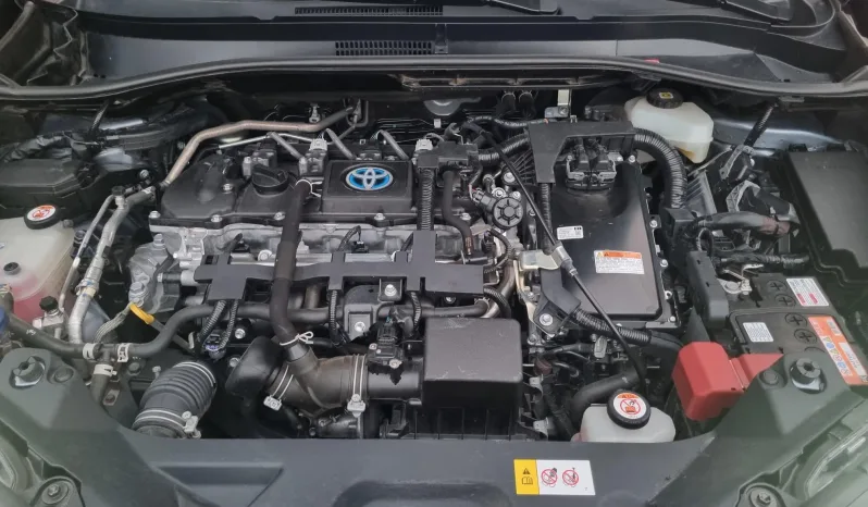 
								Toyota C-HR 1.8 Hybrid Comfort full									
