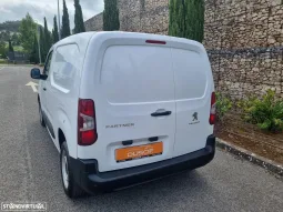
										Peugeot Partner 1.6 blue HDI L1 Premium full									