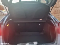 
										Toyota C-HR 1.8 Hybrid Comfort full									